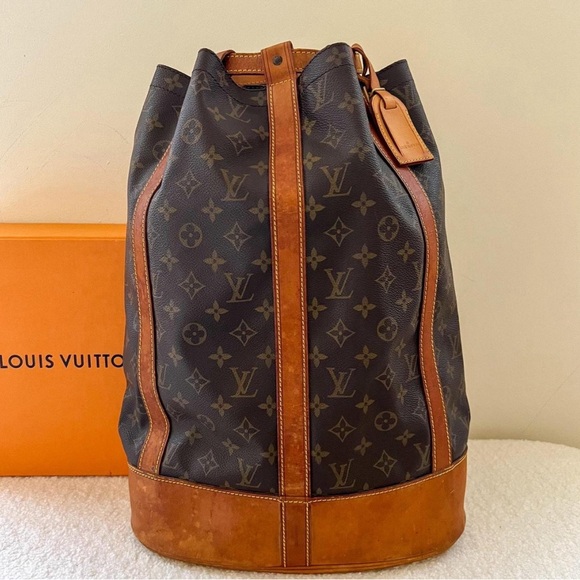 Louis Vuitton Handbags - Authentic VINTAGE Louis Vuitton Randonnee GM Monogram Backpack Bag & pouch💎